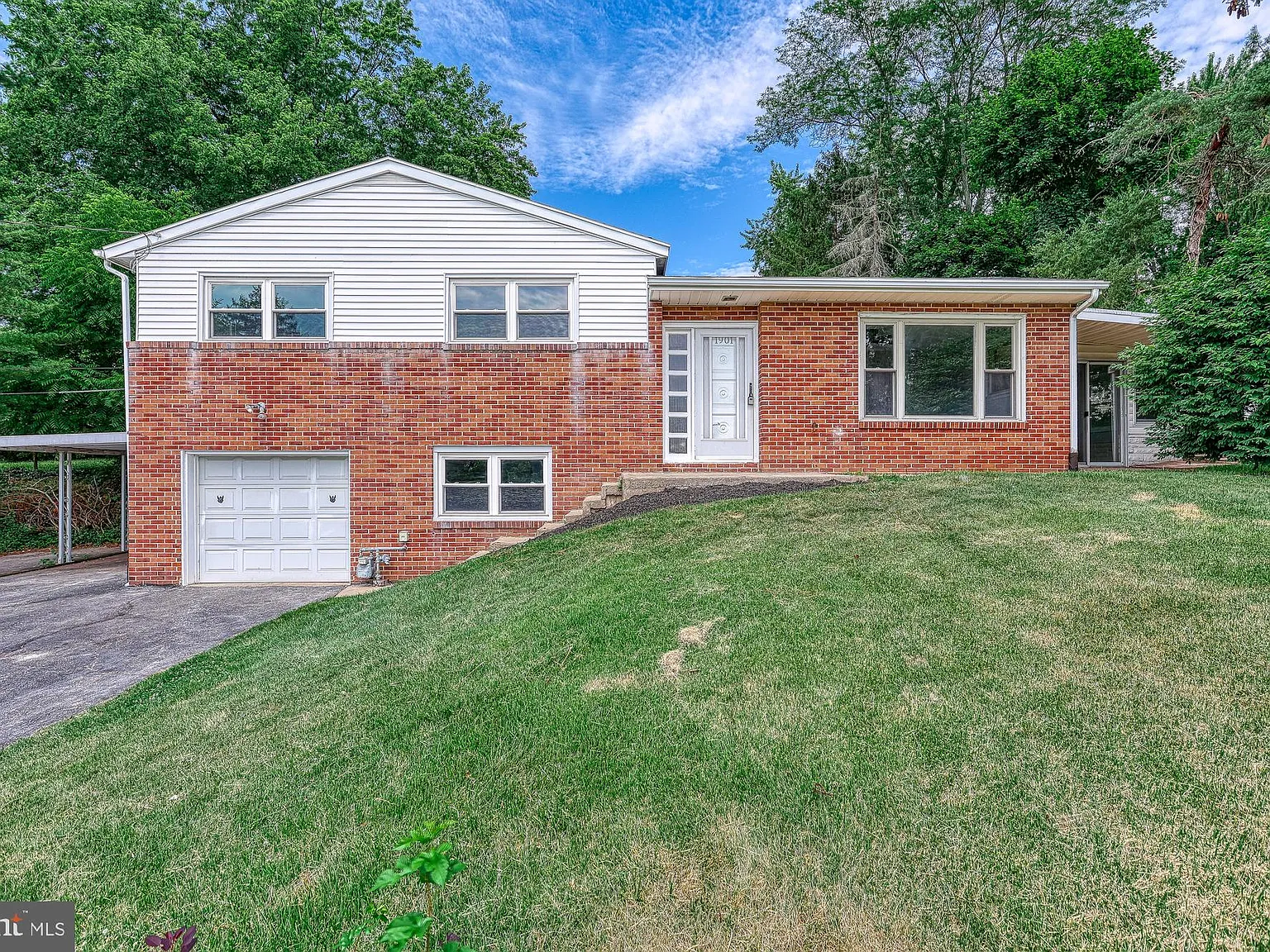 1901 Oakley Dr, York, PA 17408 | Zillow