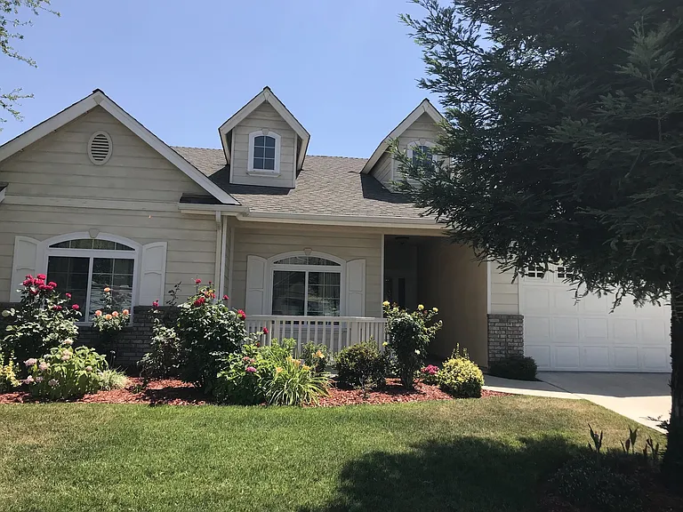 3205 W Connelly Ave — Photo 2