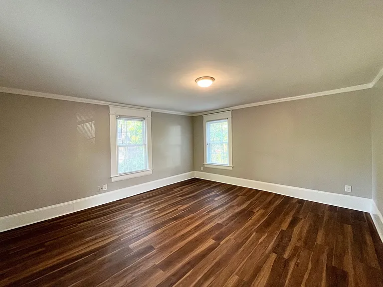 1810 Vale St — Photo 11