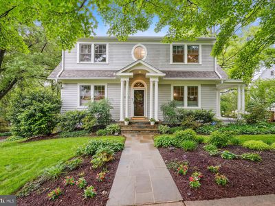 5504 McKinley St, Bethesda, MD, 20817