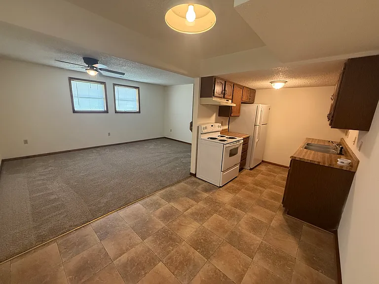 2 bed, 1.5 bath, $850 — Photo 6