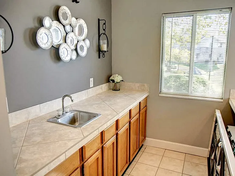 Mill Pond Apartments — Photo 24