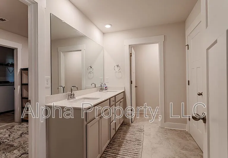 203 Pewter Cir — Photo 15