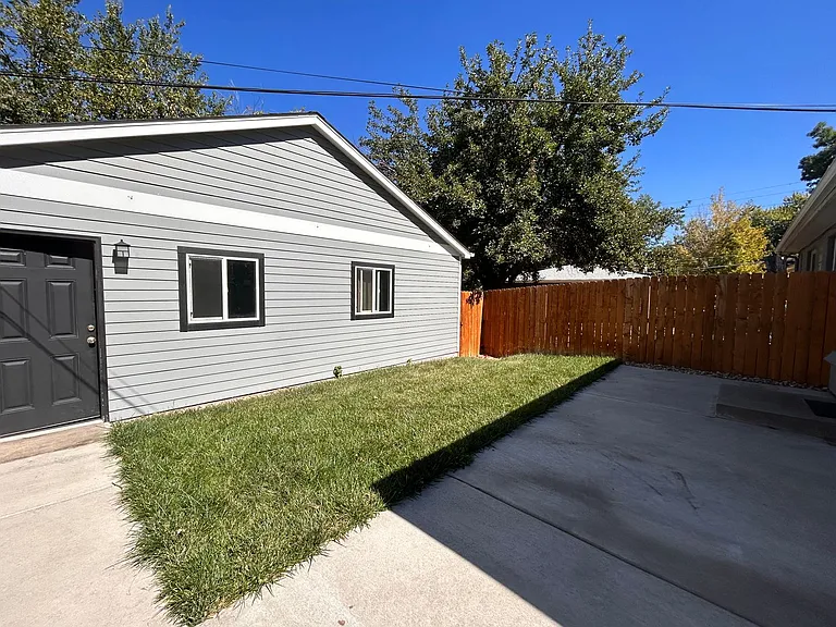 3141 W 21st Ave — Photo 26