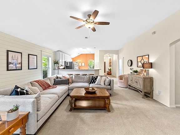 4th image of 3600 Corral Creek Dr