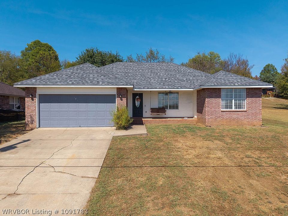 1st image of 315 James Dr