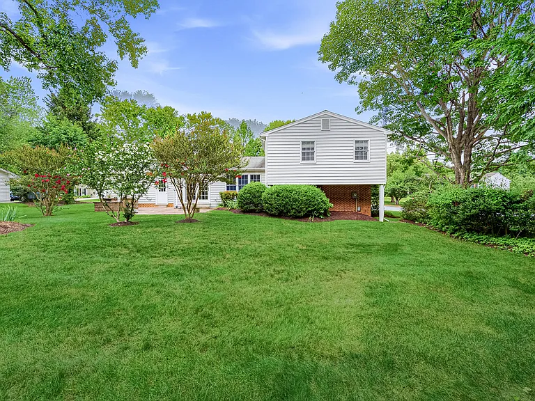 1432 Filene Ct — Photo 37