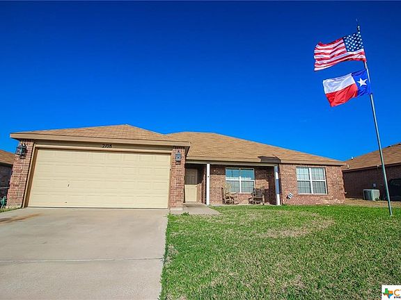 4th image of 2108 Lincoln Ct