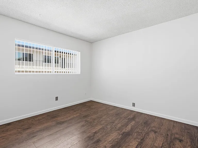 1731 Pacific Coast Hwy #19 — Photo 15