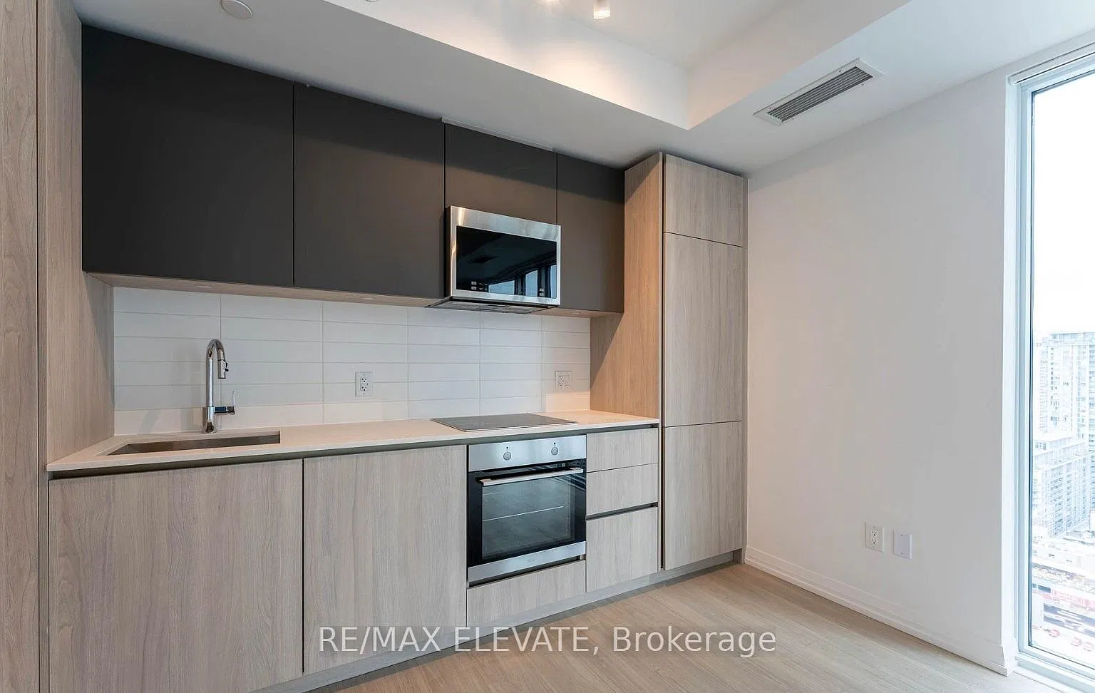 3 bed, $4,500 — Photo 2