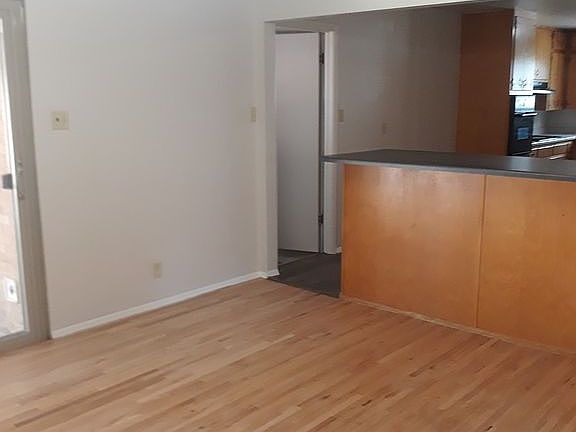 5th image of 2709 Mesilla St NE