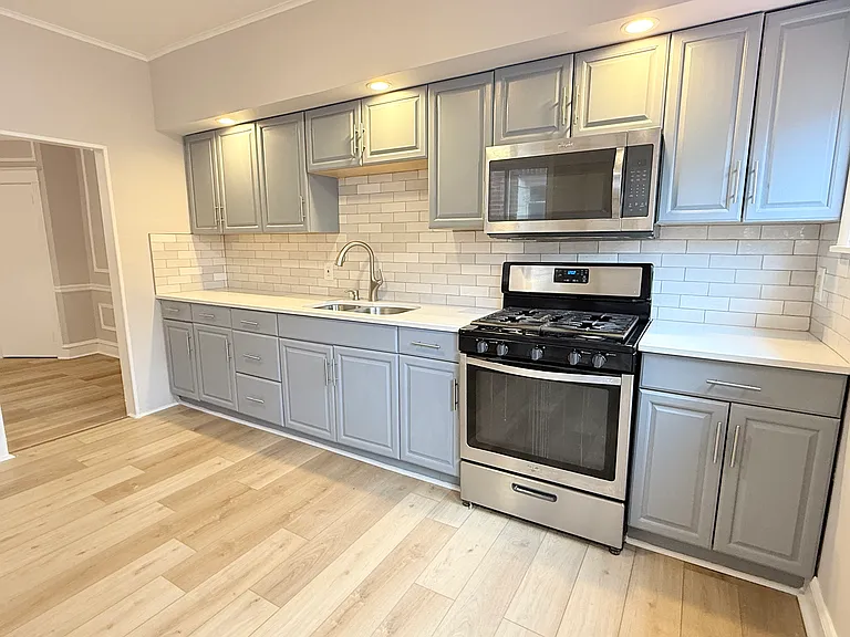 736 W Nedro Ave — Photo 13