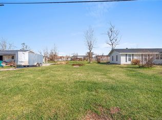 920 Shady Ln, Westlake, LA 70669