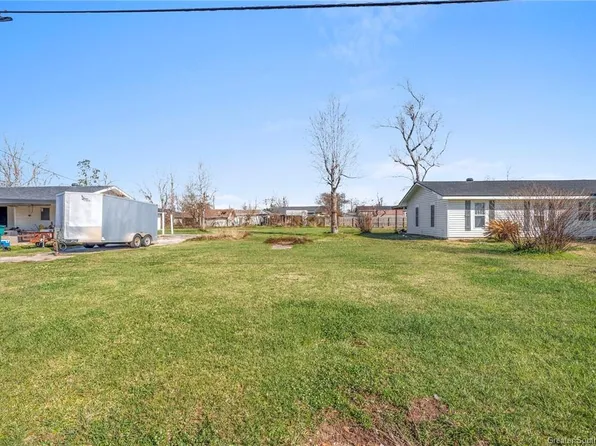 920 Shady Ln, Westlake, LA 70669