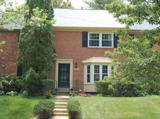 8441 Forrester Blvd, Springfield, VA 22152