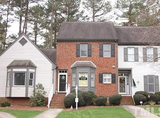 8314 Wycombe Ln, Raleigh, NC 27615