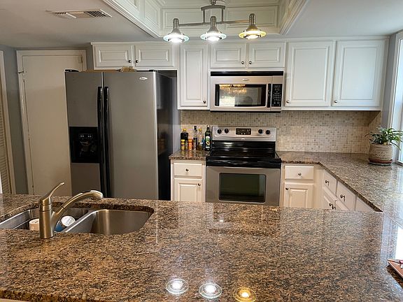 5th image of 319 Latrium Cir #319