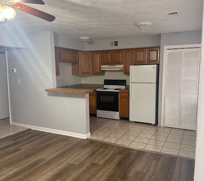 1st image of 1851 E Ocean View Ave #4