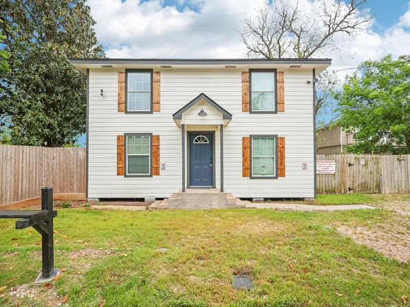 4410 Engleford St #1, Houston, TX 77026