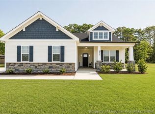 632 Hayes Rd, Spring Lake, NC 28390