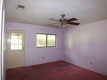 3rd image of 3311 W Woodlawn Ave