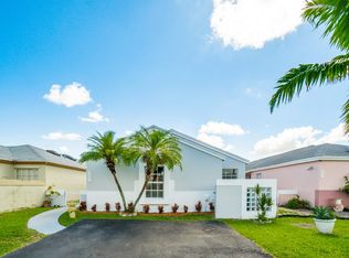 7401 SW 149th Ct, Miami, FL 33193