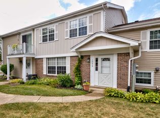 1546 Timber Trl, Wheaton, IL 60189