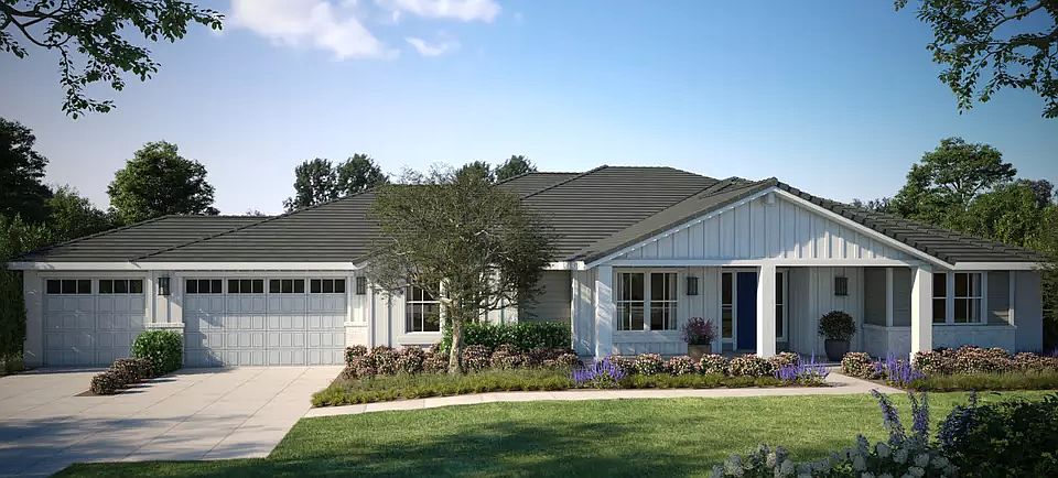 Coastal Farmhouse Elevation at Vistas Mockingbird Canyon