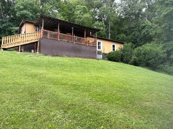 13 Trails End, Cross Lanes, WV 25313