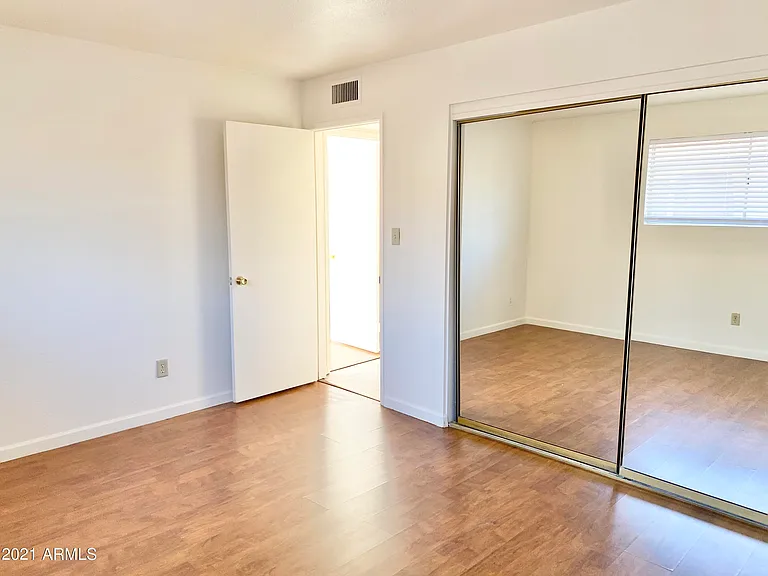 8529 E Portland St — Photo 12