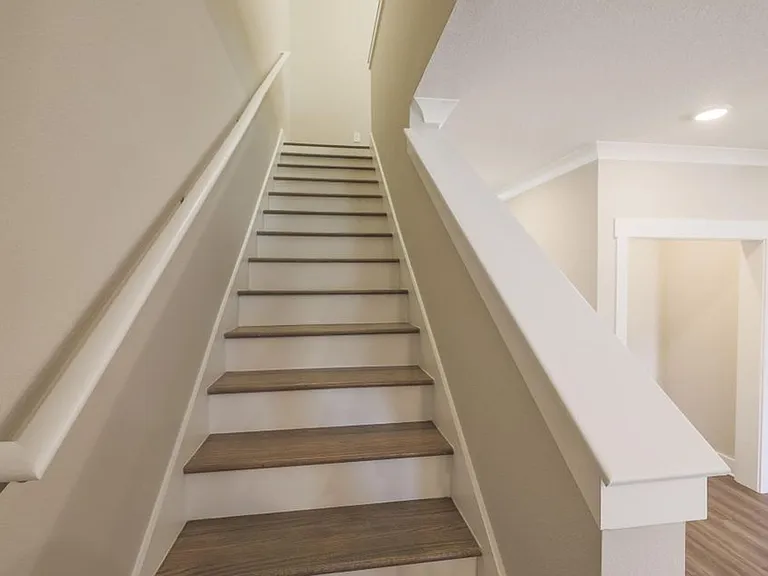 328 Date Palm Ln — Photo 5