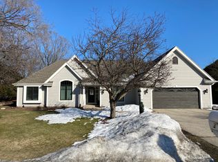 3833 Meachem Rd, Racine, WI 53405