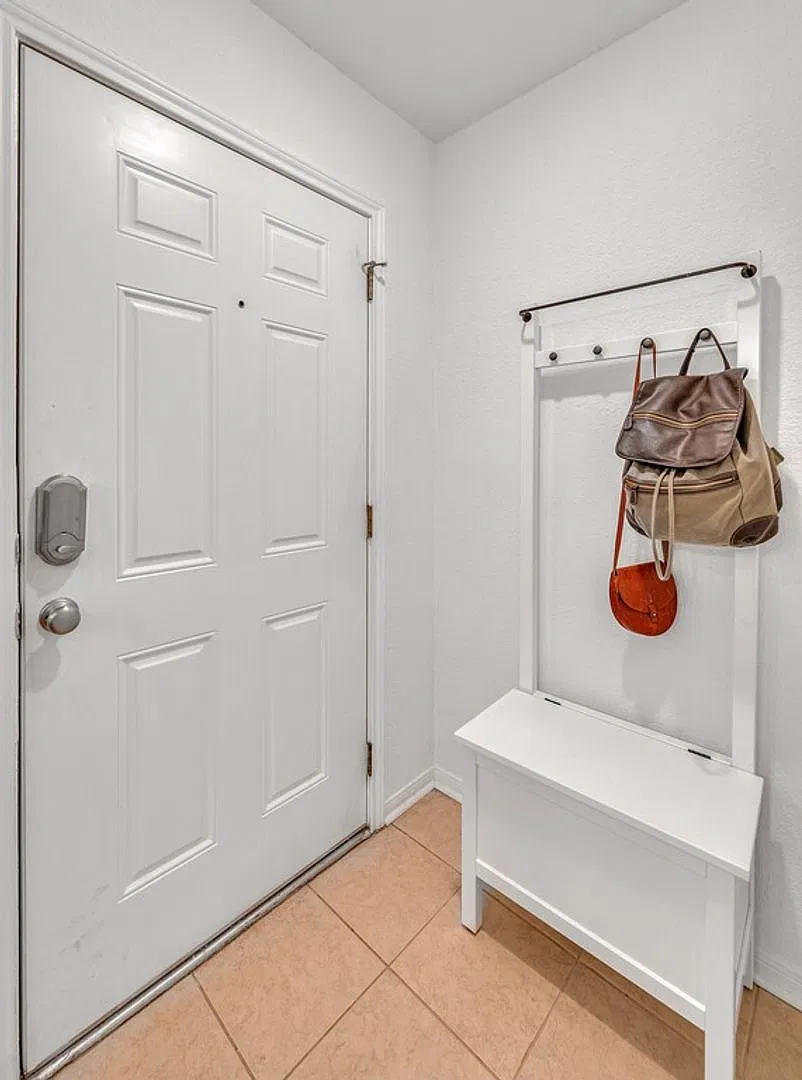 2 Bedroom Condo Just One Block From Campus! — Photo 3