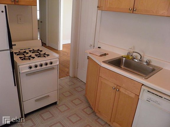 3rd image of 1035 W North Shore Ave APT 3W