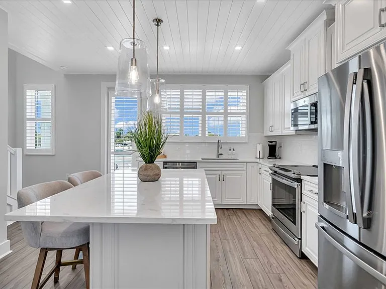 12511 Gulf Breeze Ter — Photo 17