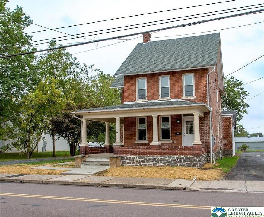 2nd image of 36 S Main St