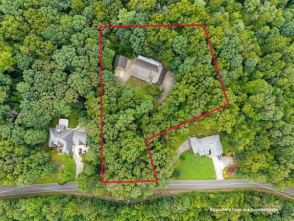 5th image of 387 Leonard Evans Rd