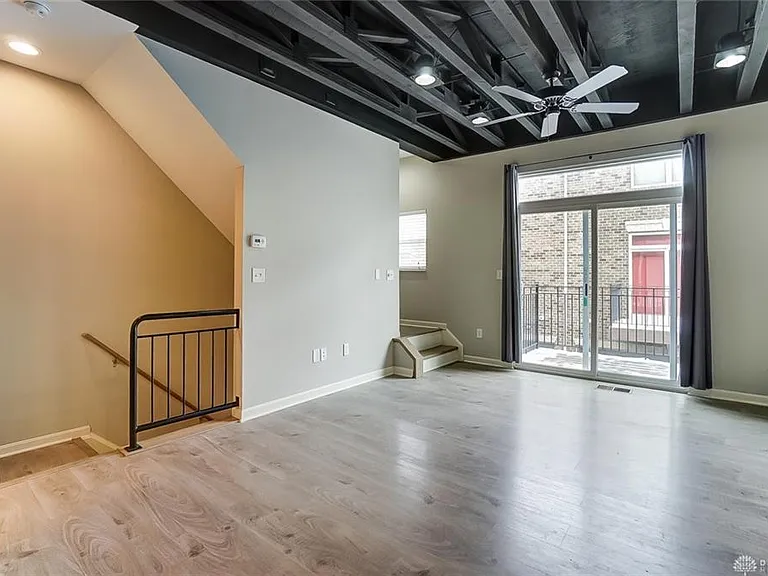 230 Keelboat Ct — Photo 4