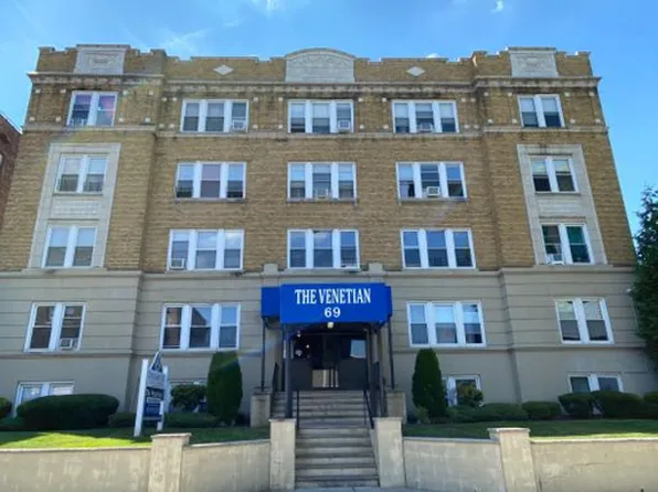 The Venetian, 69 N Arlington Ave APT 407, East Orange, NJ 07017
