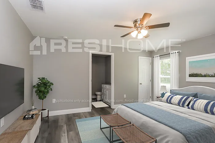 1827 Dorothy St — Photo 8