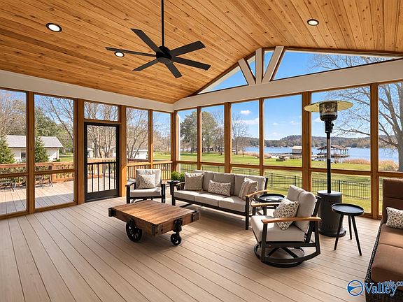 4th image of 3713 Meadow Wood Cir
