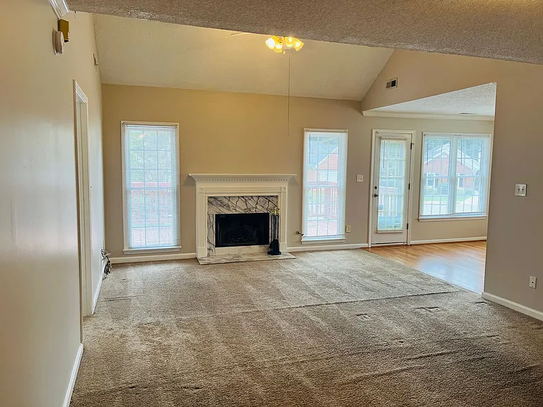 155 Woodstream Way — Photo 9