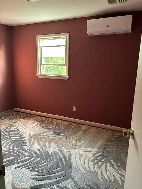 1 bed, 700 sqft, $1,200 — Photo 3