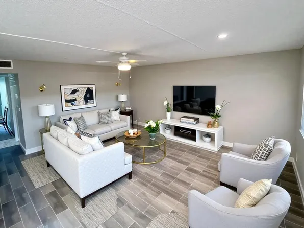 20 Saxony A, Delray Beach, FL 33446