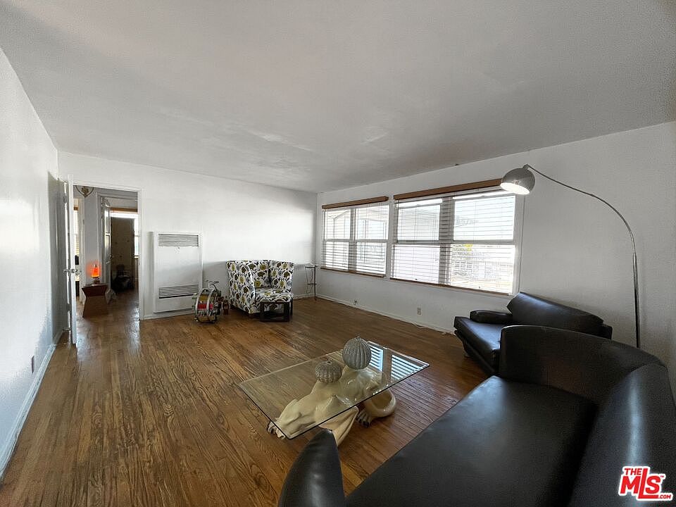 1st image of 3316 3/4 W 77th St
