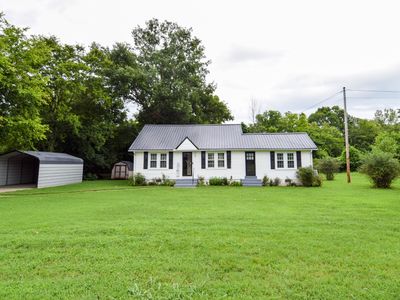407 Old Hwy25, Castalian Springs, TN, 37031