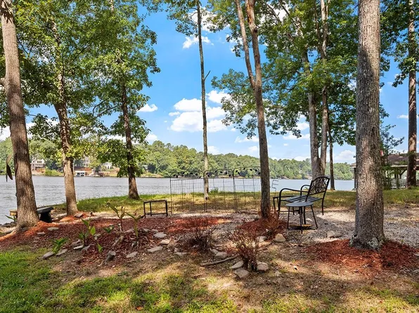 103 Teepee Cv, Louisburg, NC 27549