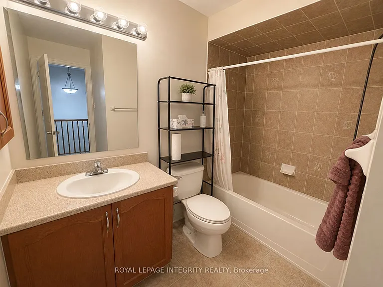 106 Hornchurch Ln — Photo 18