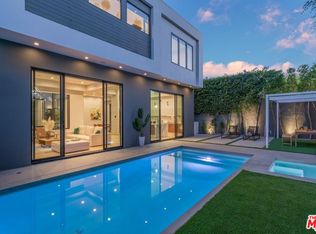 429 N Kings Rd, Los Angeles, CA 90048