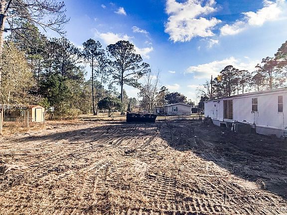 3rd image of 124 Cypress Dr